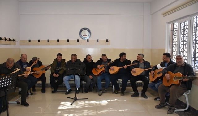 ‘Müzik ruhun gıdası’