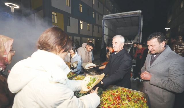 ‘Ülke gençlerin omuzlarında yükselecek’