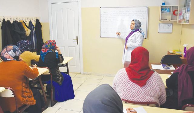 ‘Eğitim her yaşta önemli’