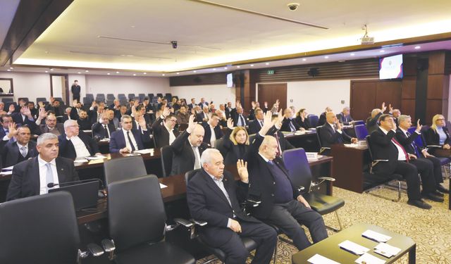 ‘Sanayiciler olarak büyük mücadele veriyoruz’