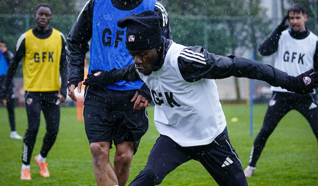 GAZiANTEP FK PUAN ALMAK iÇiN HAZIRLANIYOR