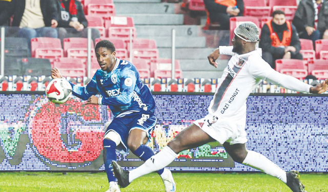 LİGDEKİ GÜN GEÇTİKÇE PERFORMANSIMIZ DÜŞÜYOR