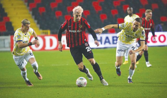 GAZİANTEP FK-FENERBAHÇE KUPA İÇİN TER DÖKECEK