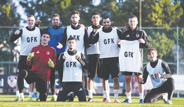 TAKIM BAŞARI İSTİYOR