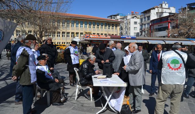 ‘TALEP ETTİĞİMİZ ŞEY EMEĞİMİZİN VE HAKKIMIZIN KARŞILIĞI’