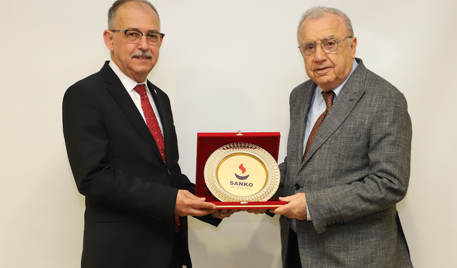 ‘Sağlık alanındaki teknolojik dönüşüm doğru yönetilmeli’