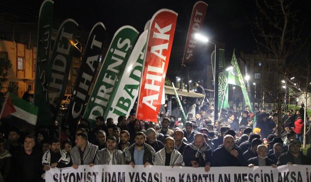 ‘Filistin ve Gazze halkını sahipsiz bırakmayacağız’