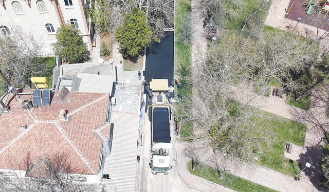 Asfalt çalışmaları devam ediyor