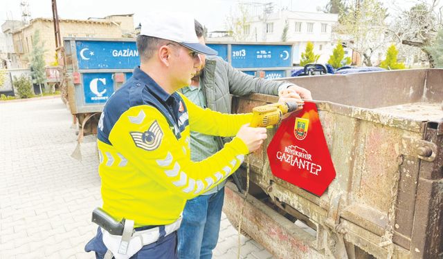 ‘Traktörlerin kara yollarında görünürlüğü artırmalıyız’