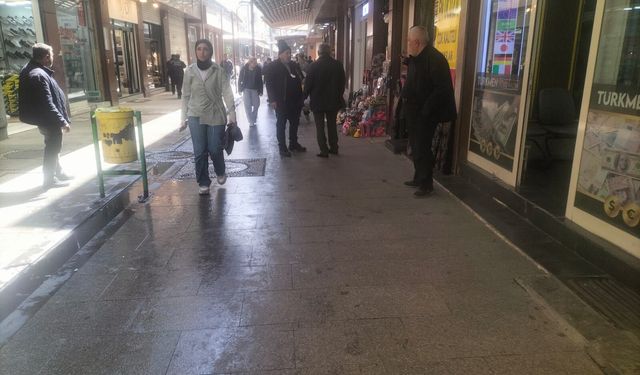 ‘1 MAYIS’TA İŞÇİNİN VE EMEKÇİNİN TALEBİ YÜKSELECEK’