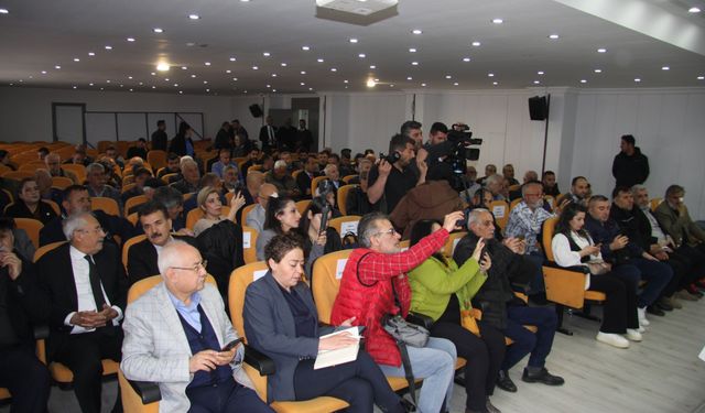 MHP VE CHP’DE DEPREM!