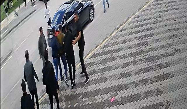 Alacak verecek kavgasında silahlar konuştu!