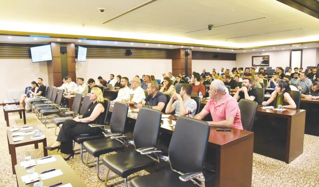 ‘Dijitalleşme sürecindeki sorunları çözüme kavuşturmalıyız’