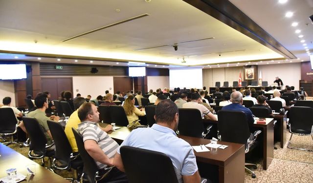 ‘Dijital dönüşüm süreçlerinde yapay zekadan yararlanabilirsiniz’