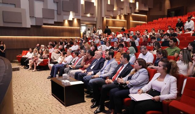 ‘Üniversite iş dünyasıyla bağlarını güçlendirecek’