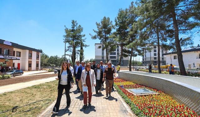 Alzheimer hastalığı giderek artıyor!