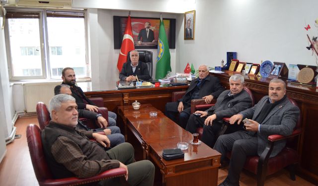 ÇİFTÇİLER AÇIKLANAN FİYATTTAN MEMNUN DEĞİL!