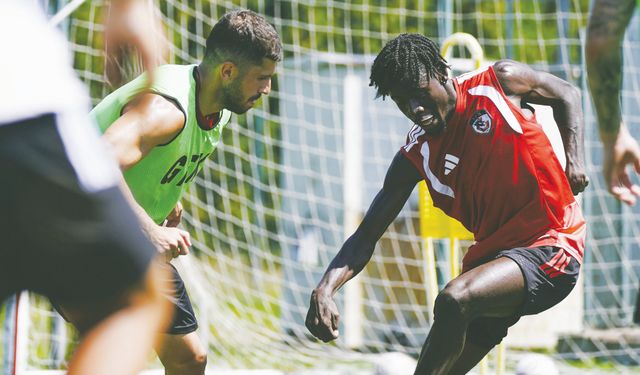 ‘OYUNCULARIN PERFORMANSINI ANLIK DEĞERLENDİRİYORUZ’