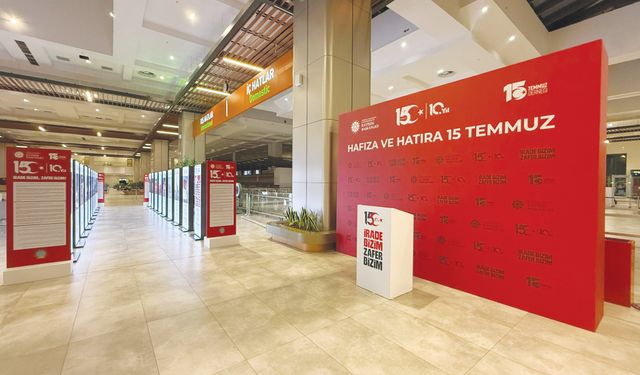 15 Temmuz Resim Sergisi vatandaşla buluşuyor