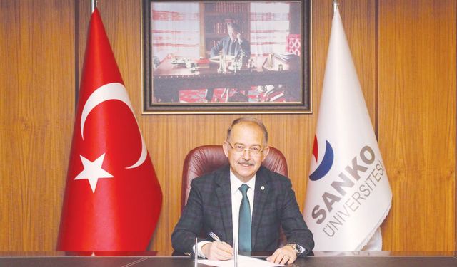 Dağlı, yeniden rektör olarak atandı