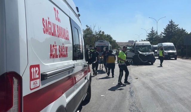 Kazada yaralan 11 kişi tedavi altında!