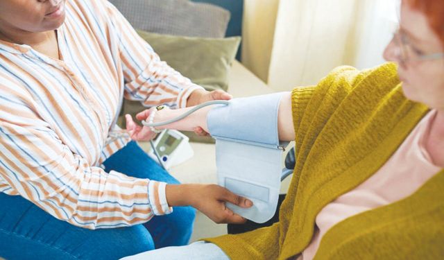 ‘Sıvı kaybı tansiyon dengesini altüst ediyor’