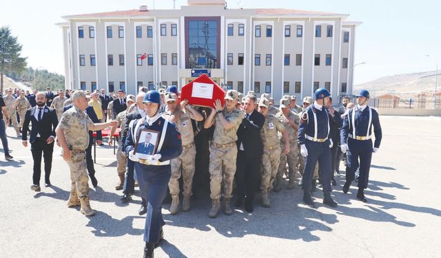 Uzman Çavuş Selçuk Topaloğlu toprağa verildi