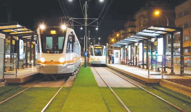 Yeni tramvayların rengini vatandaşın oyları belirleyecek