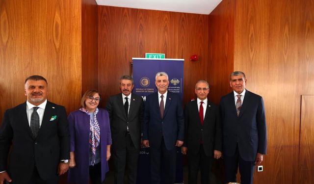 ‘Hedefimiz Suriye ile ticaret hacmini 10 milyar dolara çıkarmak’