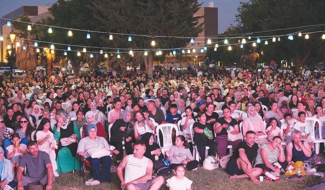 Mahallemde konser var etkinlikleri devam ediyor