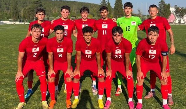 GELECEĞİN YILDIZLARI RİVA'DA VİTRİNE ÇIKTI