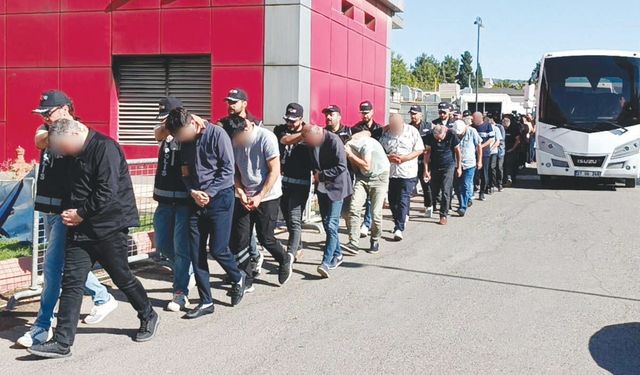Yasa dışı döviz transferi operasyonunda 28 şüpheli adliyede!