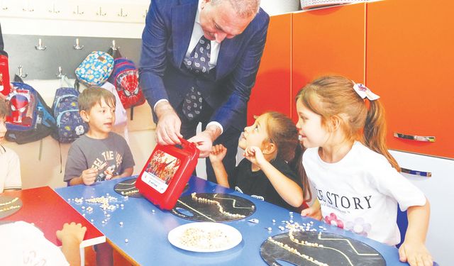 ‘Eğitim önceliğimiz, her zaman çocuklarımızın yanındayız’