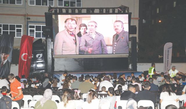 ‘Yıldızların altında sinema keyfi!’