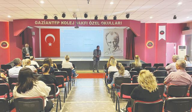 ‘Ergenlik dönemindeki gençlerle sağlıklı iletişim kurulmalı’