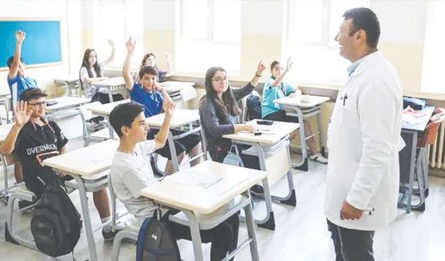 ‘Çocuklarımız hayallerinin peşinden koşsun’