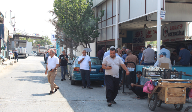 ‘İŞLERİMİZİN DAHA DA DÜŞECEĞİNİ ÖNGÖRÜYORUZ’
