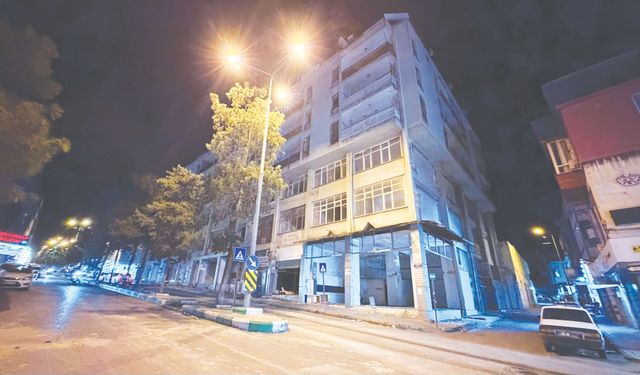 50 yıllık iş hanında yıkım başladı