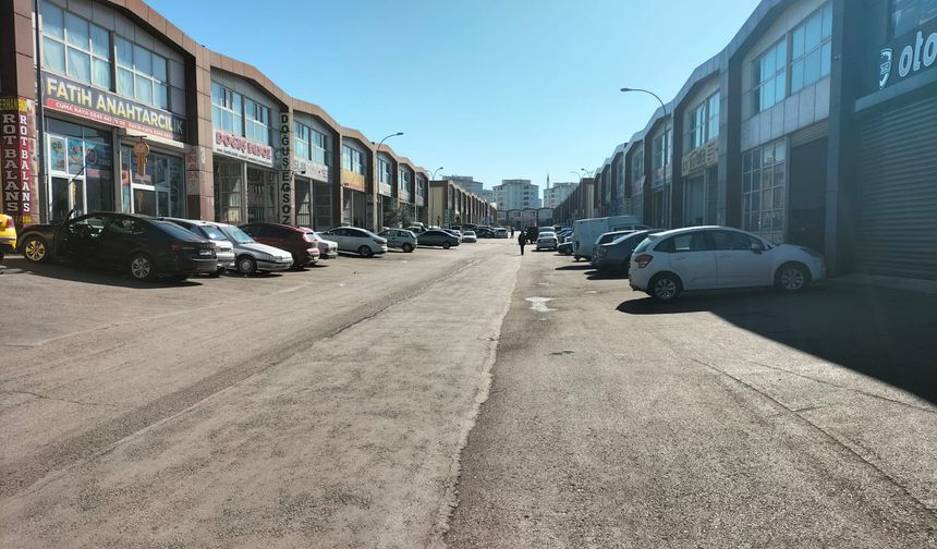 Yüksek Kiralar Esnafı Canından Bezdirdi