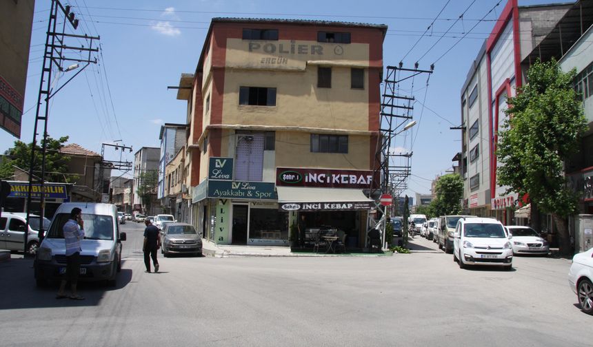 NİZİP CADDESİ ESNAFI ÇÖZÜM BEKLİYOR