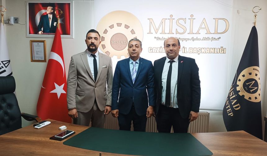 ‘SURİYE’NİN YENİDEN İNŞASINDA AKTİF ROL ALACAĞIZ’