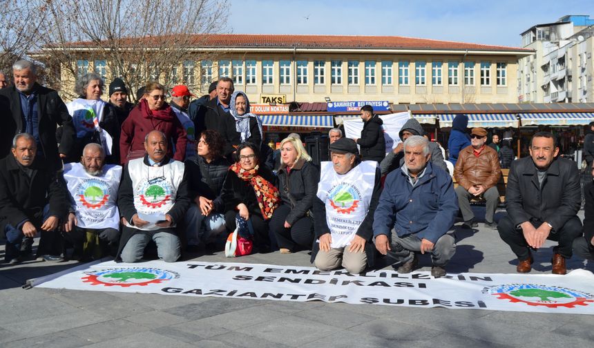 EMEKLİLER BİR KEZ DAHA SES YÜKSELTTİ