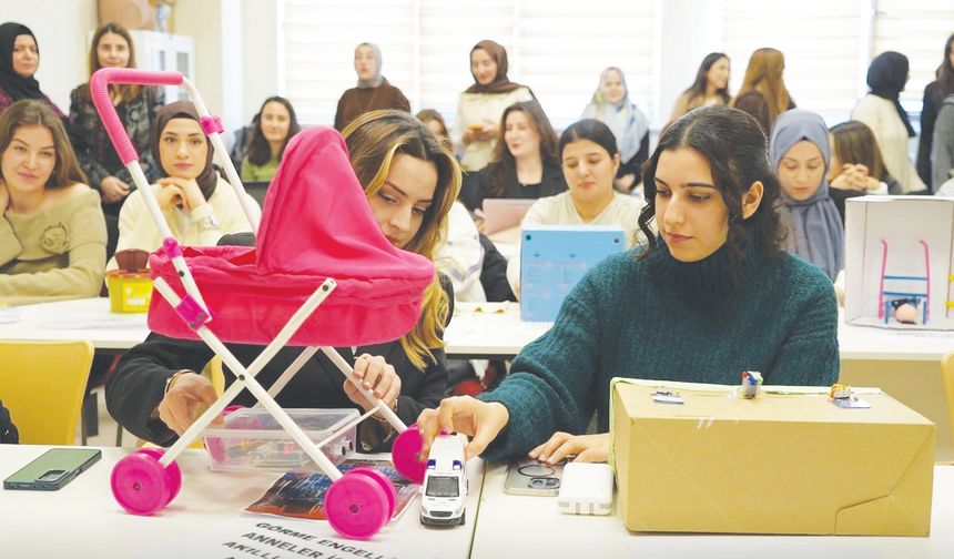 ‘Görme engelli anneler için sensörlü bebek arabası üretilecek’