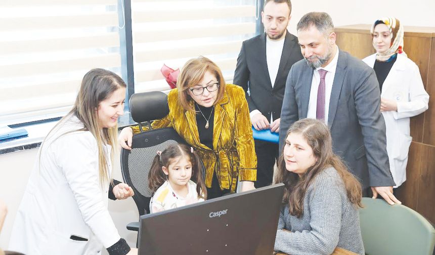 ‘Çocuklar eğitim hayatı boyunca desteklenmeli’