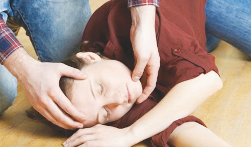 ‘Dirençli epilepsi tanısı alan hastalarda ilaç tedavilerinin yeniden düzenlenmeli’