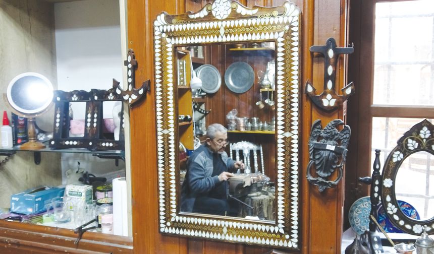 ‘Sedef kakma sanatı unutulmaya yüz tutuyor’