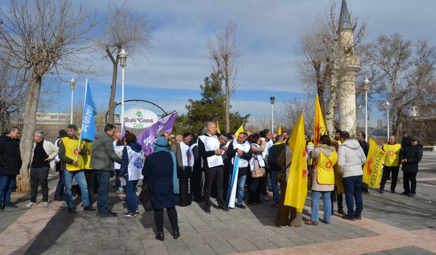 ‘HAYKIRIŞLARIMIZI DUYMAZDAN GELİYORLAR’