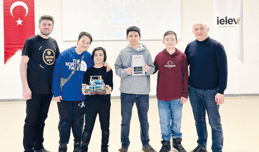 ‘Öğrencilerin üstün başarısı gurulandırdı’