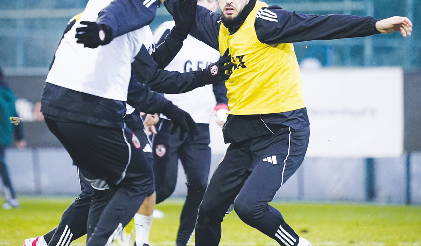 TAKIM ANRENMANDA İNANCINI TAZELEDİ!