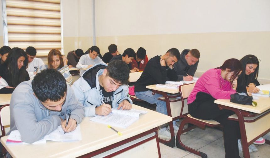 ‘Kurslar, sınavda başarı şansını artırıyor’